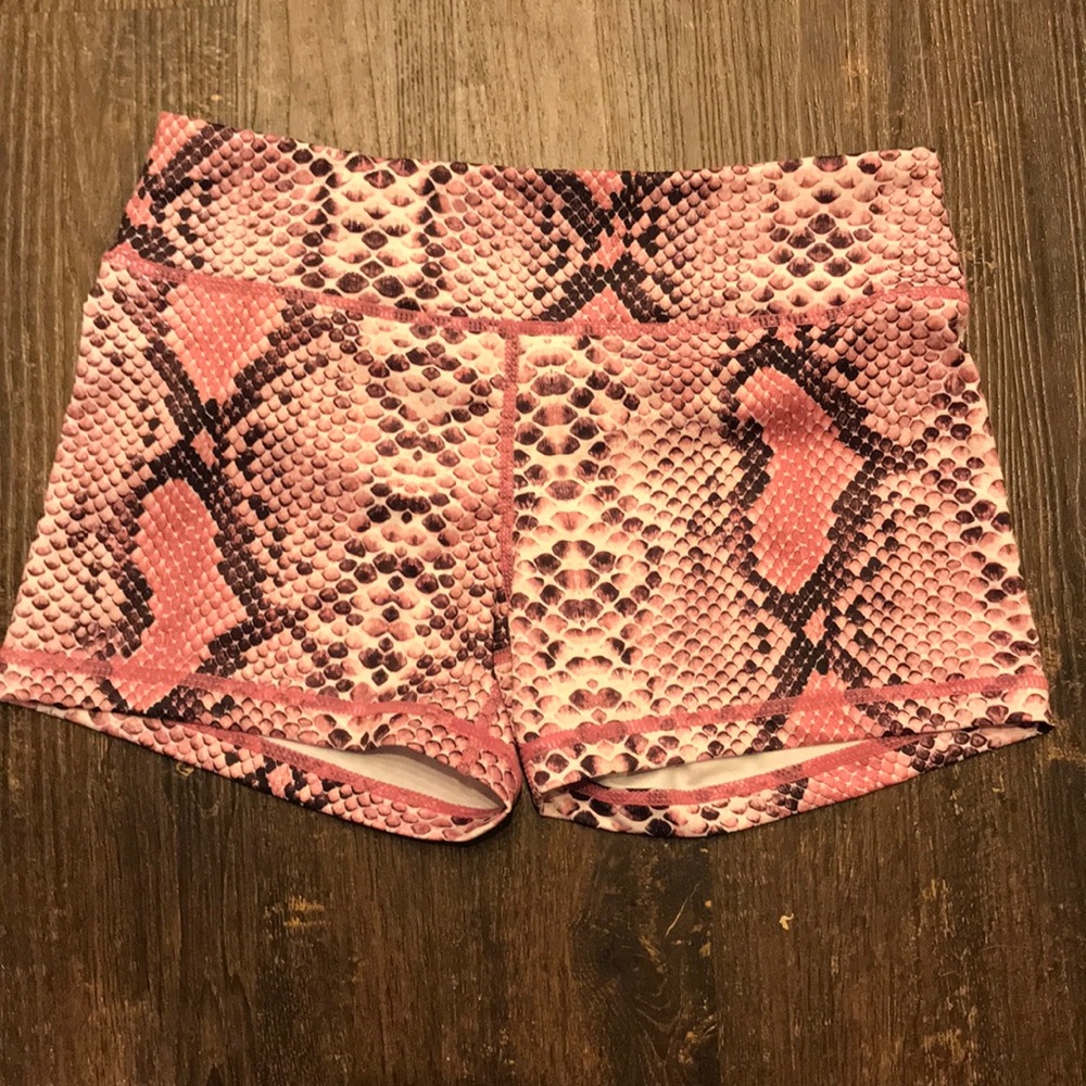 New IAB pink snake print shorts! Sz. Small 💗🐍